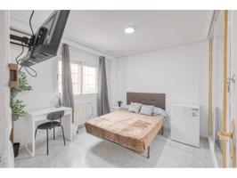 Habitación con baño privado y aire acondicionado (Fuenlabrada) photo 0