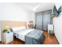 HABITACION FULL EQUIPADA CON SERVICIOS INCLUIDOS EN A CORUÑA photo 0