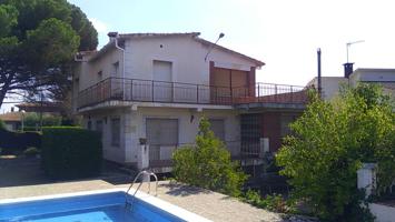 Casa En venta en Avenida Corró, Les Franqueses Del Vallès photo 0
