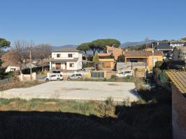 Terreno Urbanizable En venta en Calle Orquídia, Llinars Del Vallès photo 0