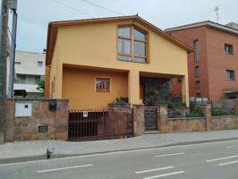 Casa En venta en Calle Llinars, Cardedeu photo 0