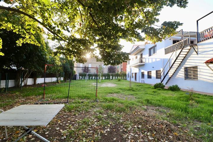 Casa En venta en Cl Pompeu Fabra, 25, Llinars Del Vallès photo 0