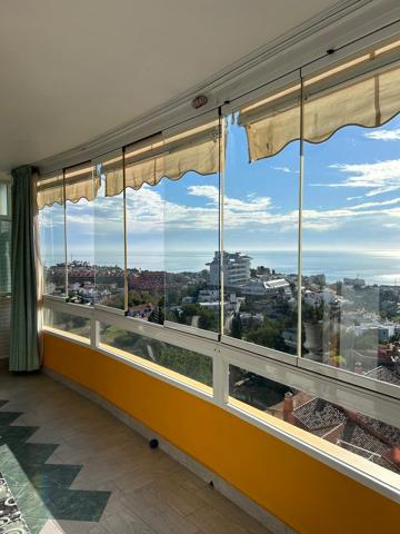 ESPECTACULARES VISTAS FRONTALES AL MAR EN TORREBLANCA photo 0