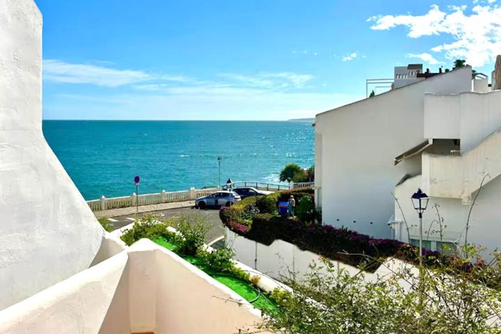 Apartamento con vistas al Mar en Benalmádena! photo 0