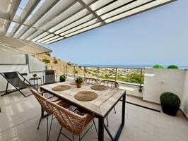 Ático Dúplex tres domitorios con vistas al mar en Benalmádena photo 0