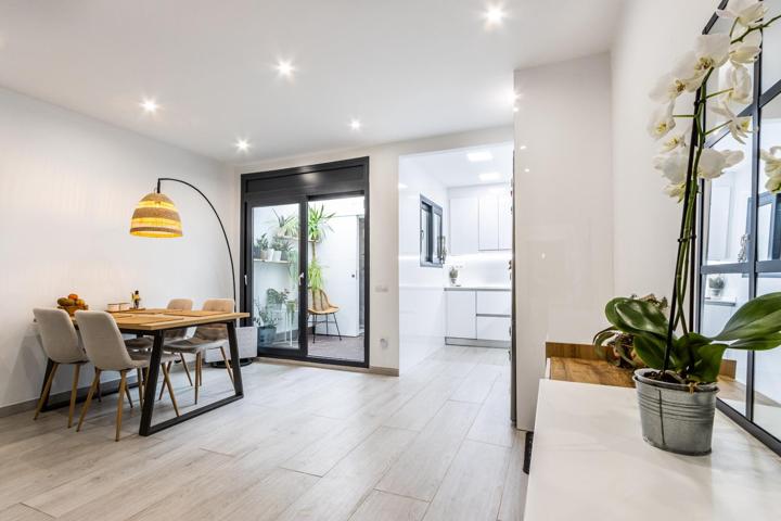 POBLE NOU - ¡¡¡CASA REHABILITADA EN 2021 CON AMPLIOS ESPACIOS!!! photo 0