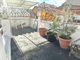 CASA EN PLENA CREU ALTA photo 0