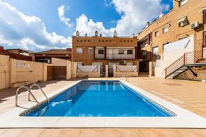 DÚPLEX DE 3 HABITACIONES CON PISCINA Y PARKING EN MEJOR ZONA DE RUBÍ, CAN ROSÉS. photo 0