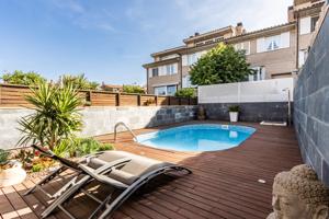 VALLSUAU - ¡¡¡ CASA SEMINUEVA CON PISCINA PRIVADA Y GARAJE!!! photo 0