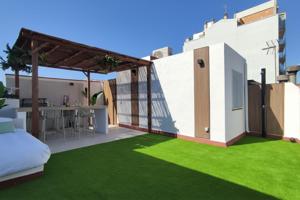 ESPECTACULAR VIVIENDA CON AMPLIA TERRAZA Y ACABADOS MODERNOS photo 0