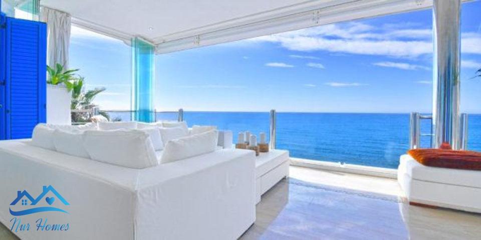 APARTAMENTO DE LUJO EN 1ª LÍNEA DE MAR EN TORREQUEBRADA photo 0