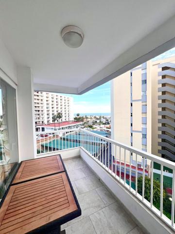 APARTAMENTO EN VENTA VENTA EN 2ª LÍNEA DE PLAYA EN BENALMÁDENA CON VISTAS AL MAR photo 0