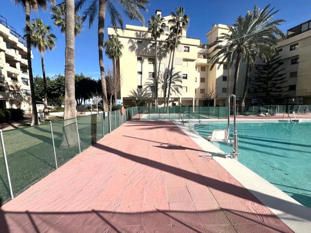 PRECIO NEGOCIABLE EN 1ª LÍNEA DE PLAYA CARIHUELA CON VISTAS AL MAR photo 0