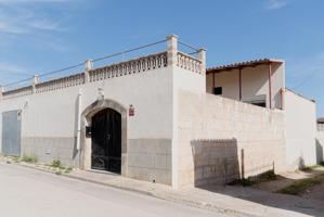 CASA PARA REFORMAR CON GRAN TERRENO EDIFICABLE photo 0