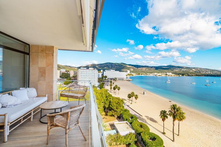 Apartamento de ensueño en primera línea de mar en Palmanova photo 0