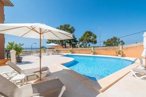 Amplia y tranquila vivienda con terraza, patio y vistas al mar en Palma – cerca de Porto Pi photo 0