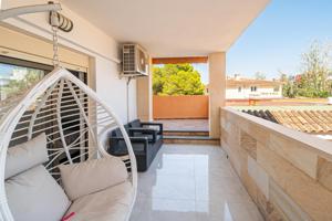 Piso reformado de 3 habitaciones con terraza en Santa Ponsa – ¡Listo para entrar a vivir! photo 0
