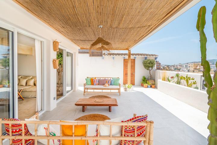 Se vende sobreático con terraza en planta photo 0