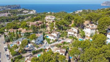 Villa con piscina en Santa Ponsa photo 0