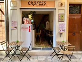 ¡Traspaso de local comercial a pie de calle en pleno centro – listo para entrar y trabajar! photo 0