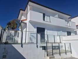 Casa en venta en La Chullera photo 0