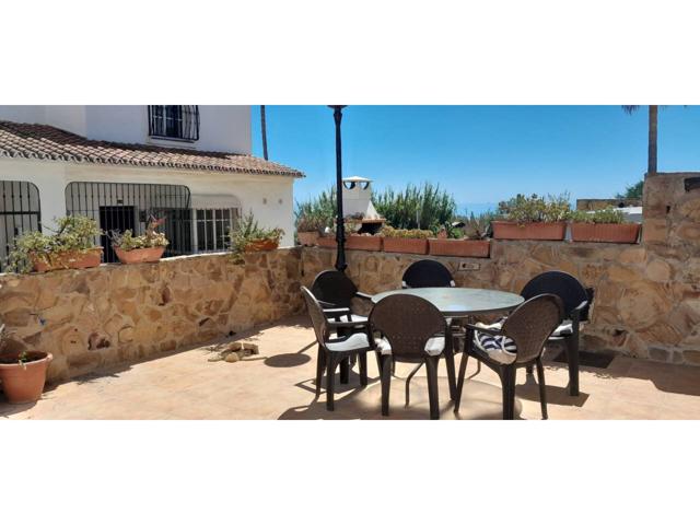 Casa adosada en venta en La Chullera photo 0