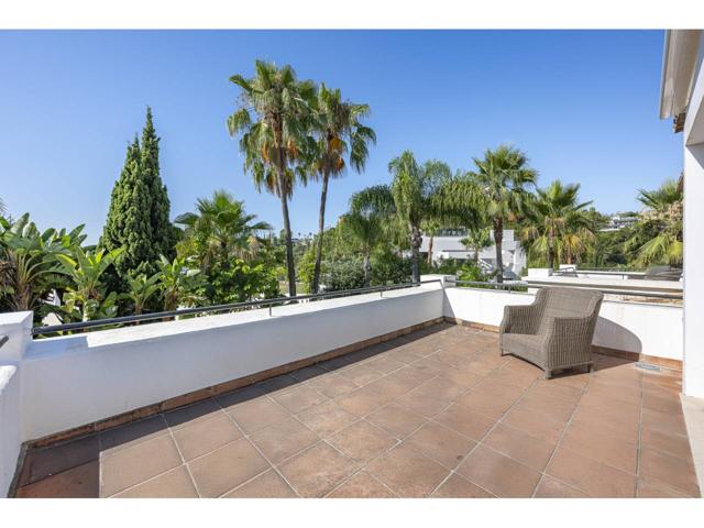 Casa en venta en Montemayor-Marbella Club(29679) photo 0