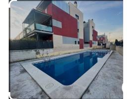 espectacular adosado de 4 habitaciones a-a por conductos y garaje photo 0