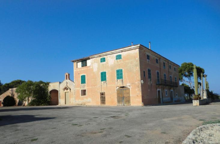 ANTIGUO HOSPITAL DE LOS TEMPLARIOS DEL SIGLO XII EN CALAS DE MALLORCA photo 0