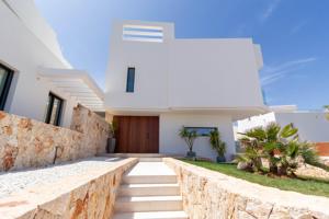 Exclusiva Casa Unifamiliar en Cala D'or: Un Paraíso de Confort y Elegancia a Pasos de la Marina* photo 0