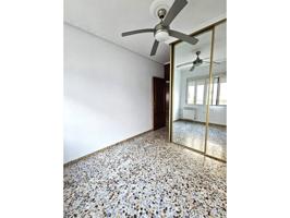 Piso en venta en AV PRIMERO MAYO, Don Benito photo 0