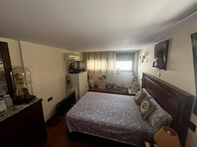 Casa En venta en Badalona photo 0