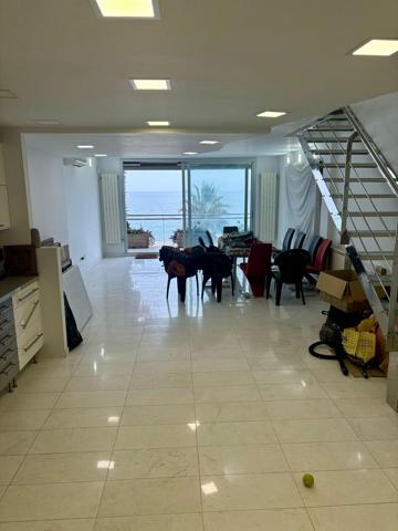 Piso En venta en Badalona photo 0