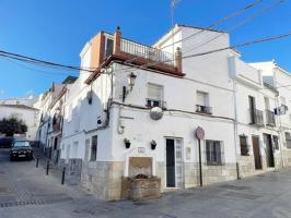 CASA CON LOCAL INDEPENDIENTE photo 0