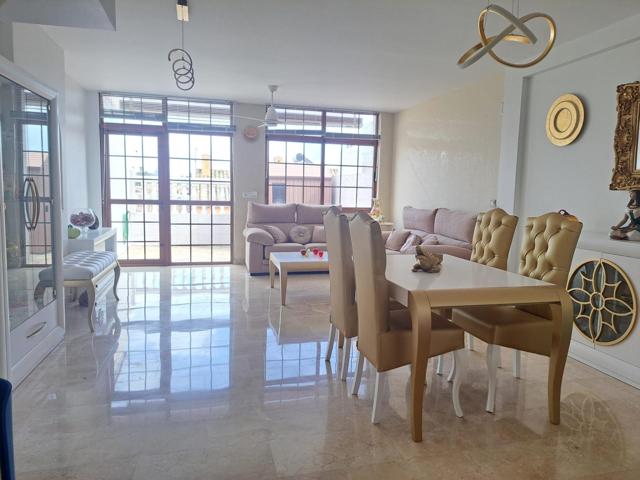Unifamiliar Pareada En venta en San García - La Juliana, Algeciras photo 0