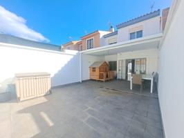 Unifamiliar Pareada En venta en San Garcia-La Aldea, Algeciras photo 0