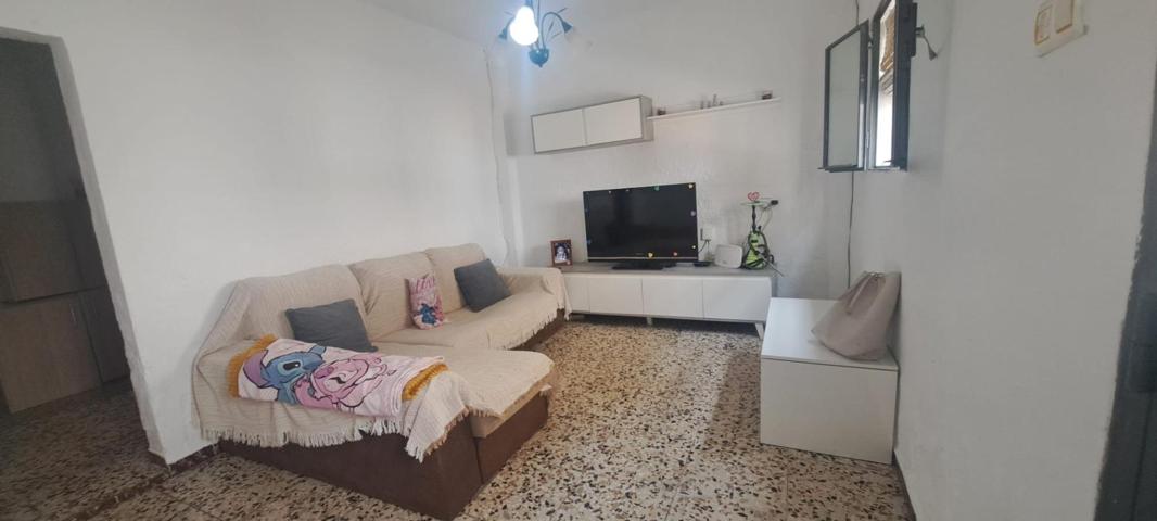 SE VENDE CASA DE TRES DORMITORIOS photo 0