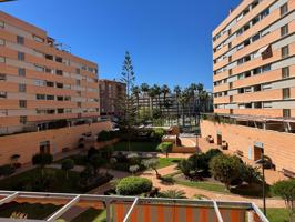 Piso en Plaza de la Solidaridad - Perchel Sur photo 0