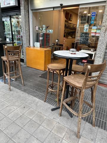 ¡Traspaso de Local con Licencia C2 Mixta al lado de la Illa Diagonal! photo 0