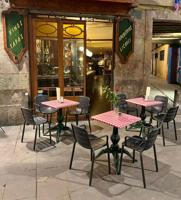 ¡Oportunidad única de negocio en pleno corazón de Barcelona! Licencia C3 con Terraza photo 0