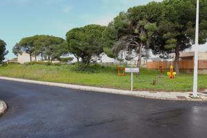 PARCELA RESIDENCIAL EN URVEROSA photo 0