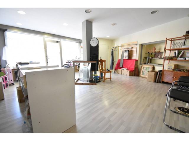 Local comercial en alquiler en Centre photo 0