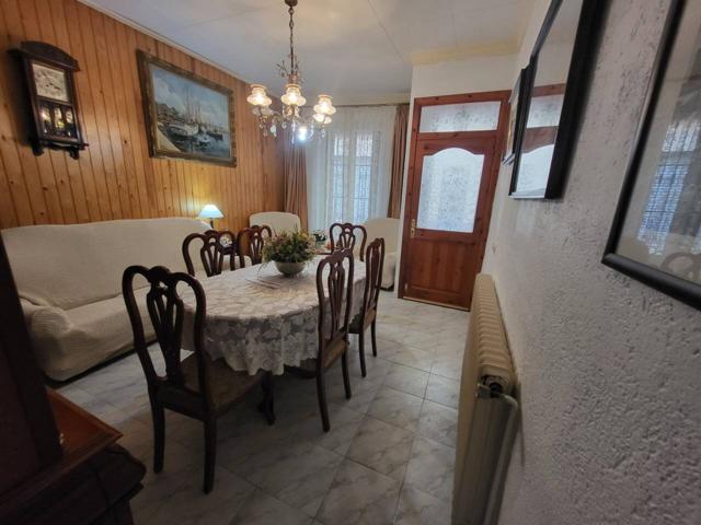 Casa adosada en venta en Centre photo 0