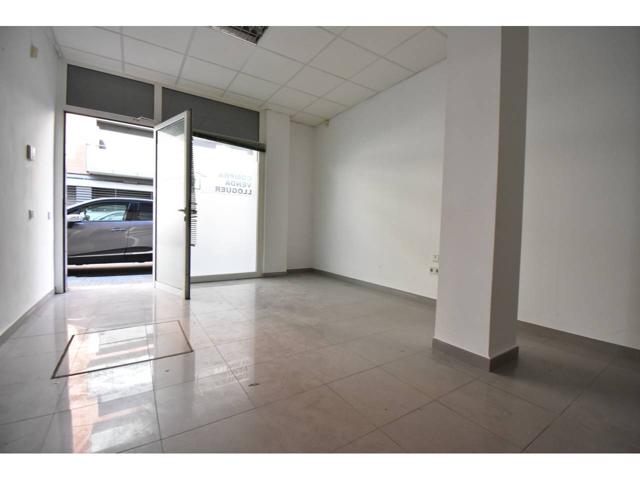 Local en venta en Can Palet photo 0