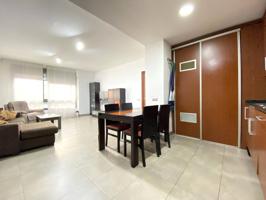 Piso en venta en Santa Perpètua de Mogoda photo 0