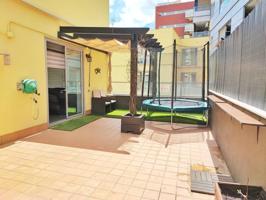 Piso seminuevo con gran terraza en venta en Torre-sana photo 0
