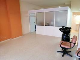 Local comercial en venta en Can Boada photo 0