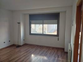 Pis Reformada de 3 Habitacions a C- Pallars, Sabadell photo 0