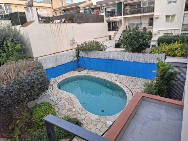 Exclusivo Piso en Carrer Galileu, Terrassa, con Gran Terraza, Jardín y Piscina photo 0