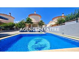 Chalet independiente con piscina privada a menos de 1 km de las playas de Peñíscola photo 0